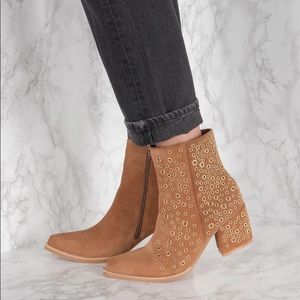 Jeffrey Campbell Bravado-at Tan Suede Silver Boot